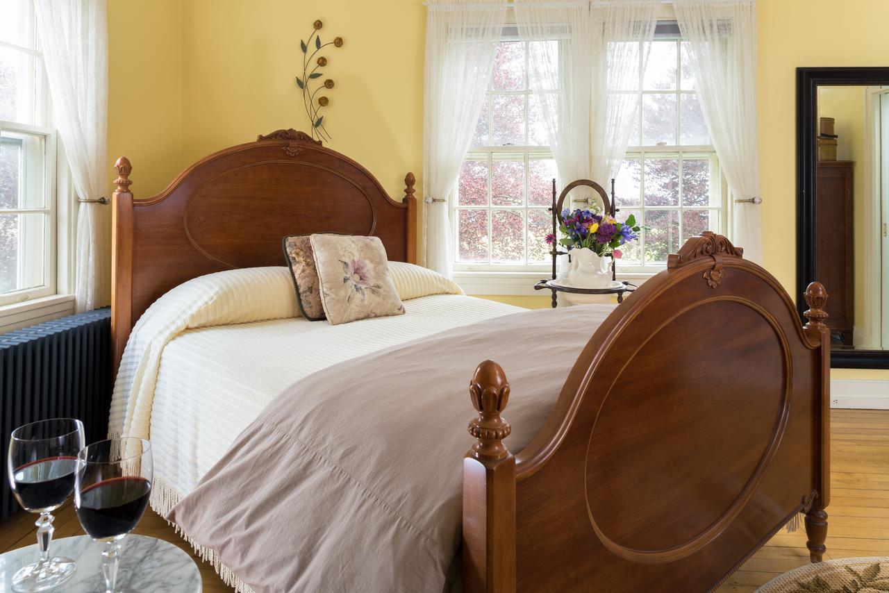 Yale Manor B&B & Yurt Glamping Luaran gambar